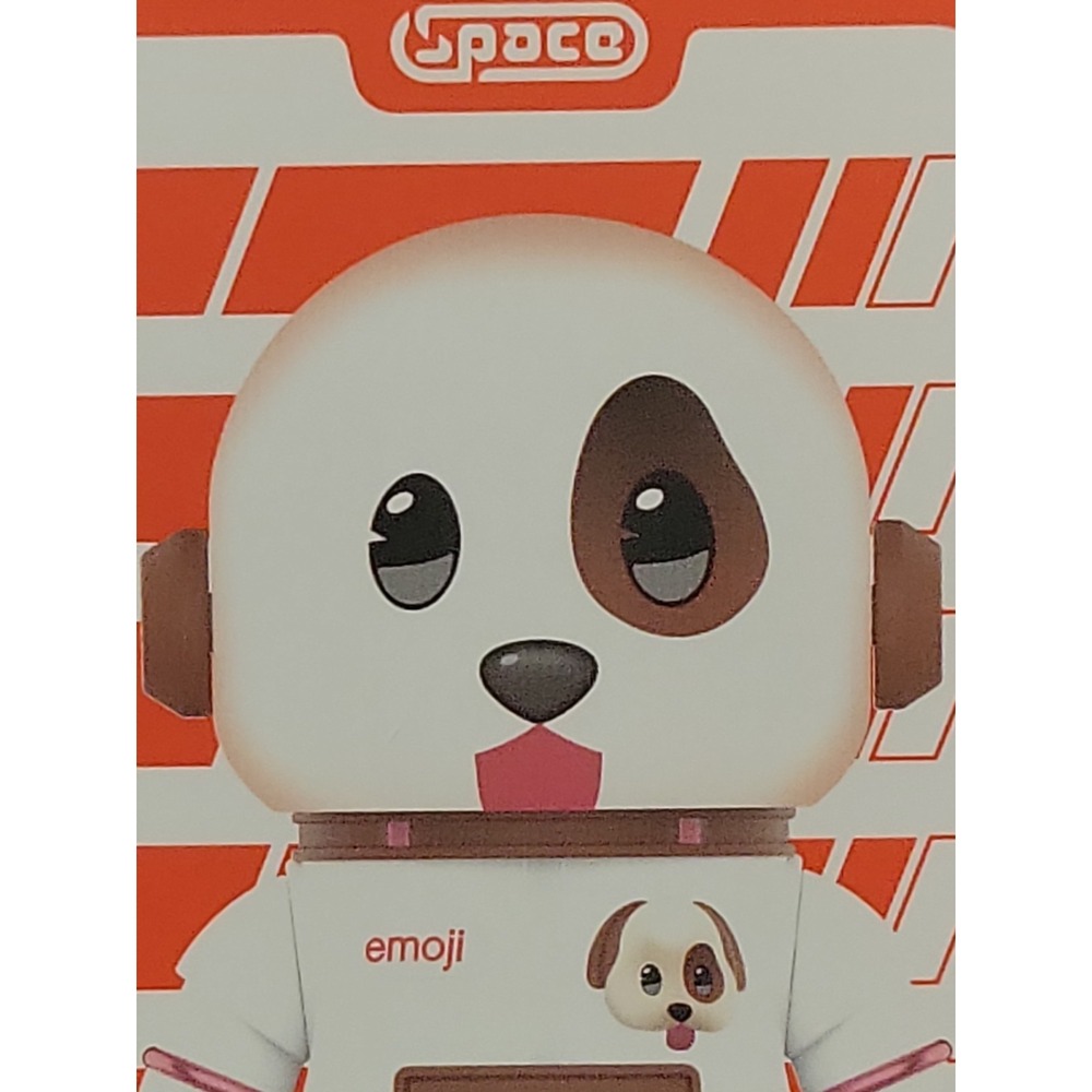 POP MART 100% Mega Space Molly x Emoji Series Figure Doll - Happy Puppy